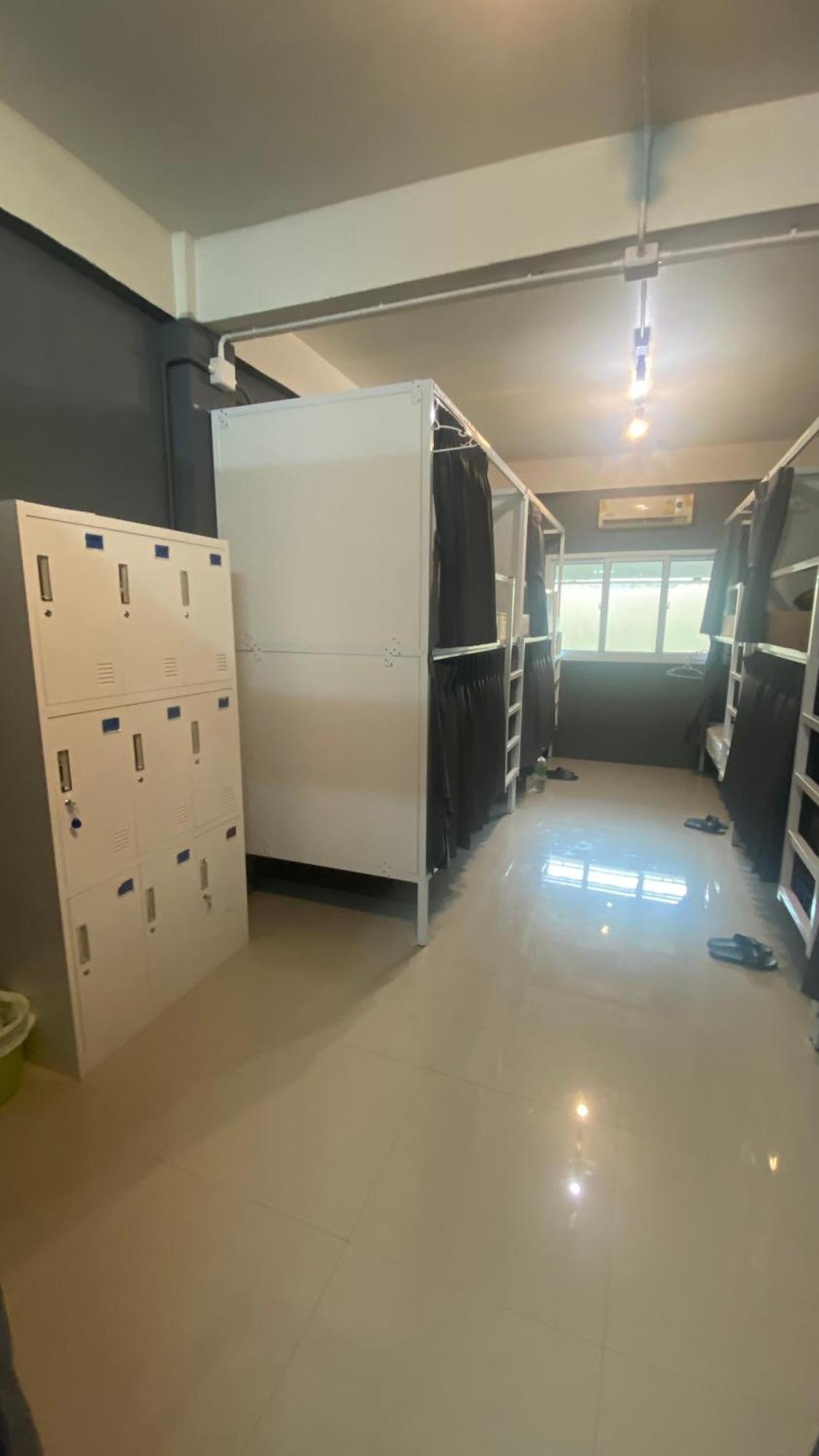 W District Guesthouse 방콕 외부 사진